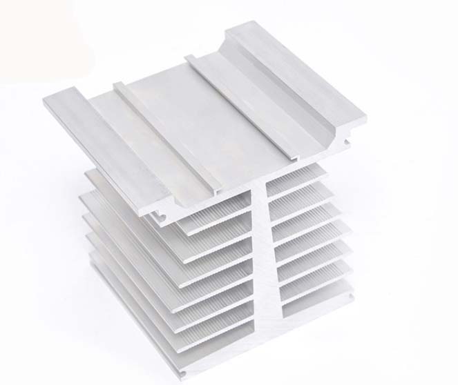 固態(tài)散熱器